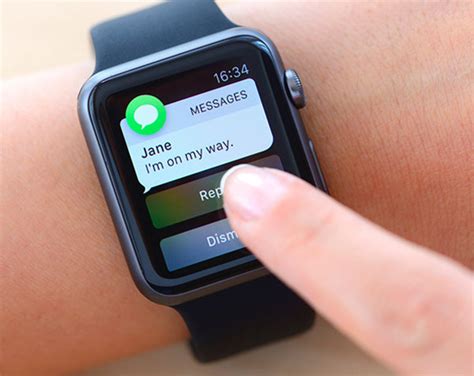 iphone watch vibrates when texting